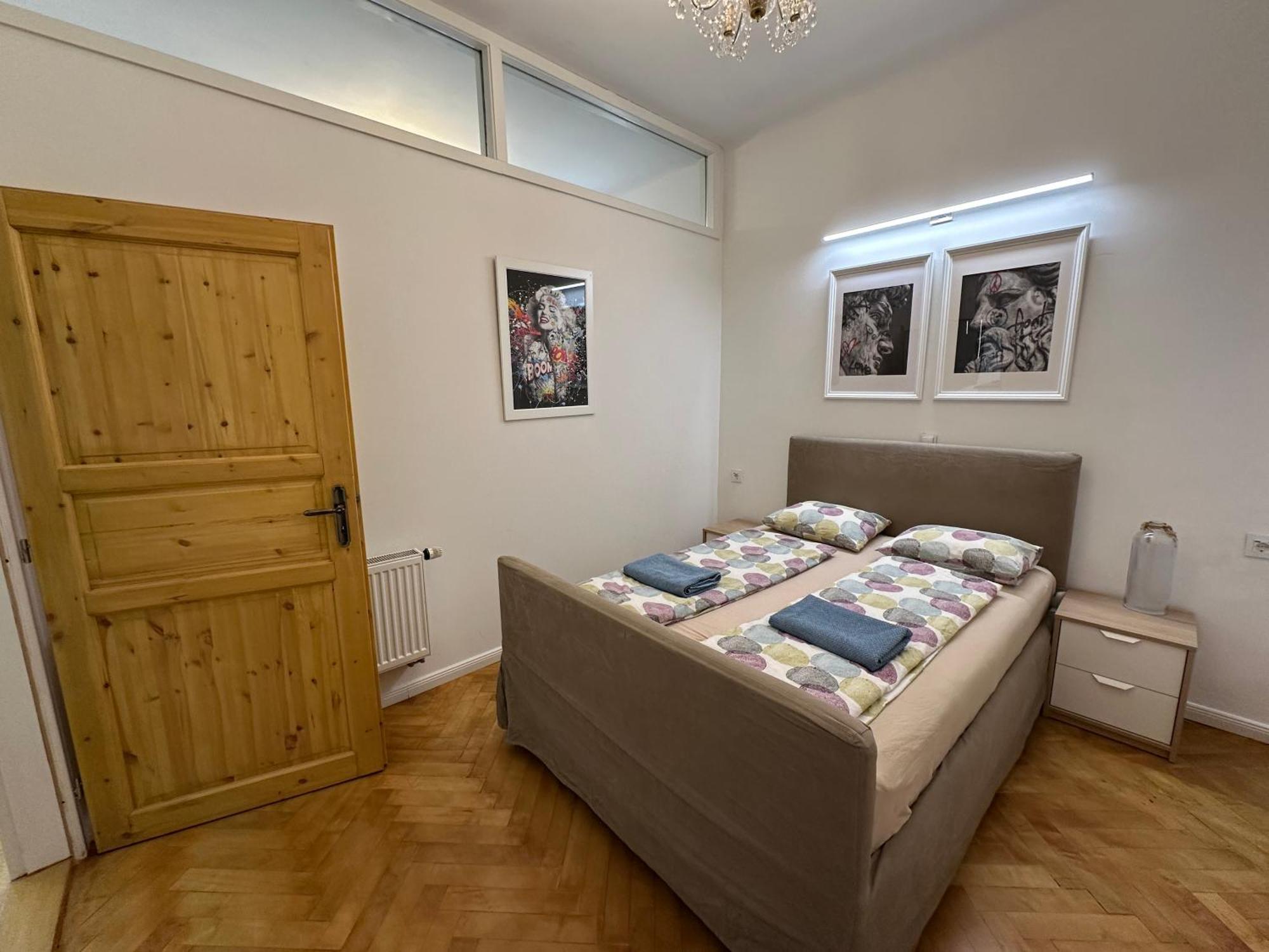 Karlin Oasis 2-Bedroom Apartment 프라하 외부 사진