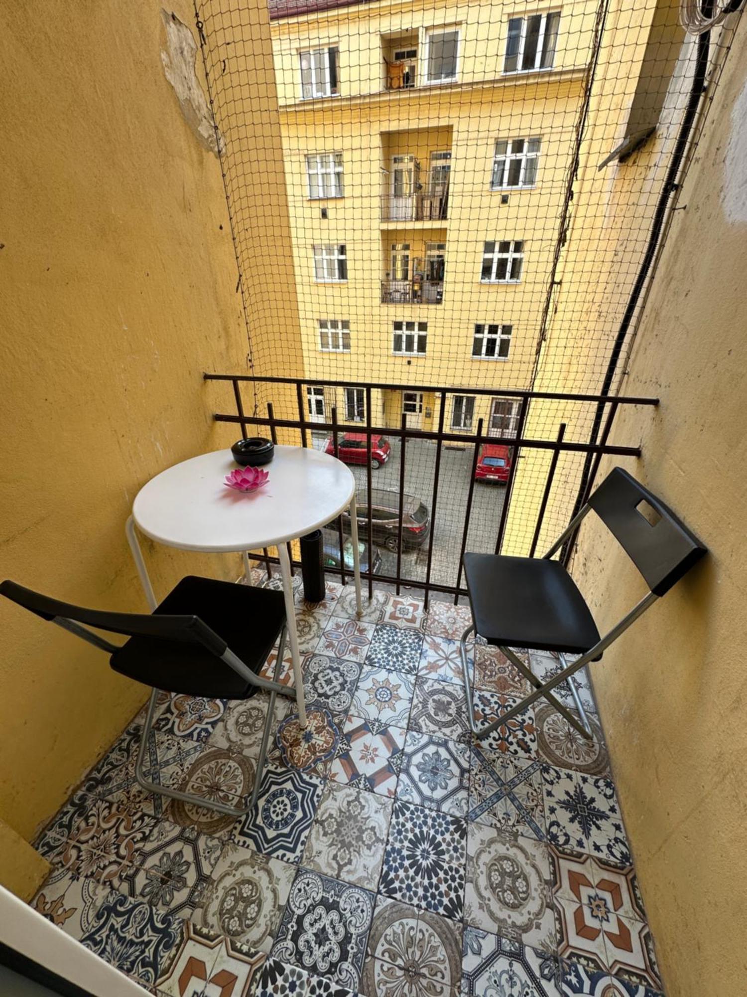 Karlin Oasis 2-Bedroom Apartment 프라하 외부 사진